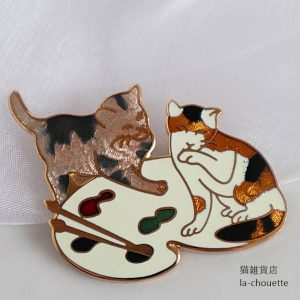 猫ブローチ