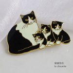 七宝ブローチ・猫親子